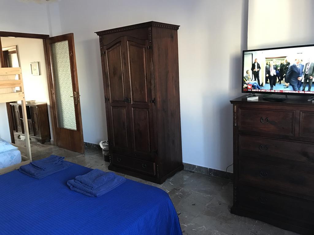 Terrazze Sul Mare Melito Di Porto Salvo Hotel Kültér fotó