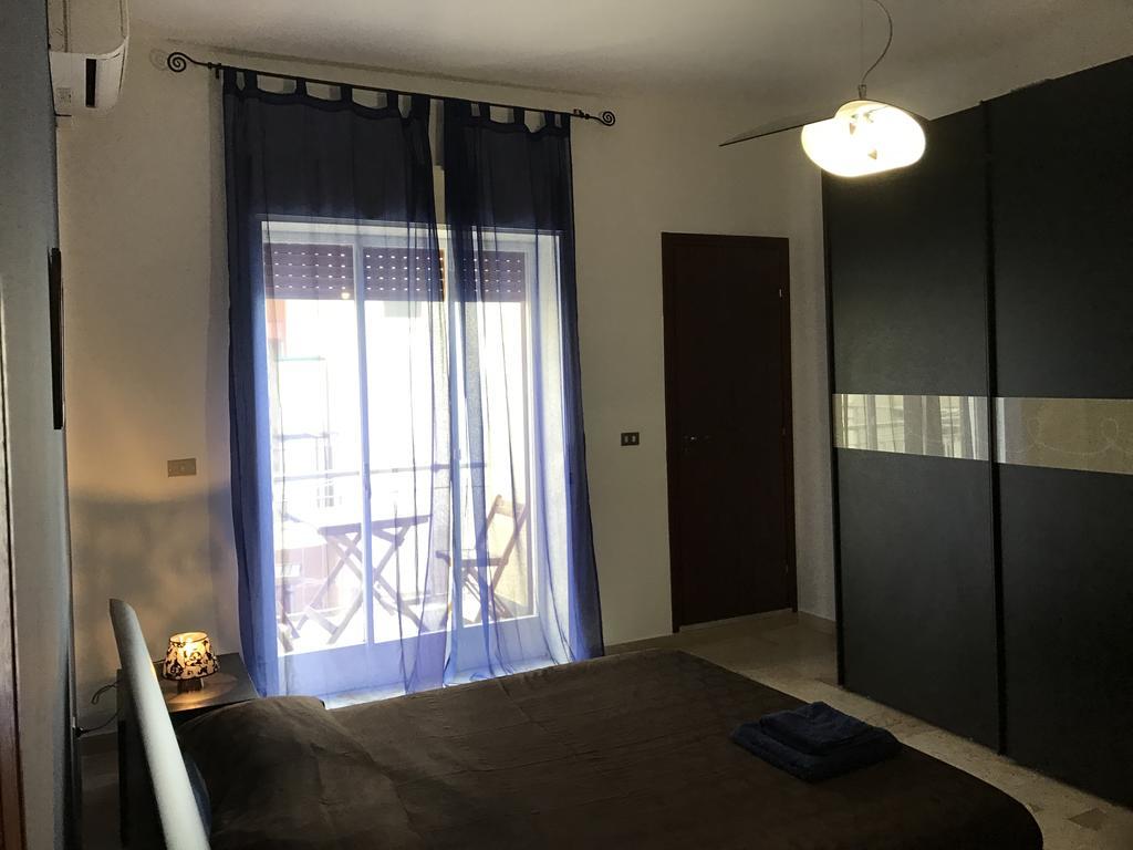 Terrazze Sul Mare Melito Di Porto Salvo Hotel Kültér fotó