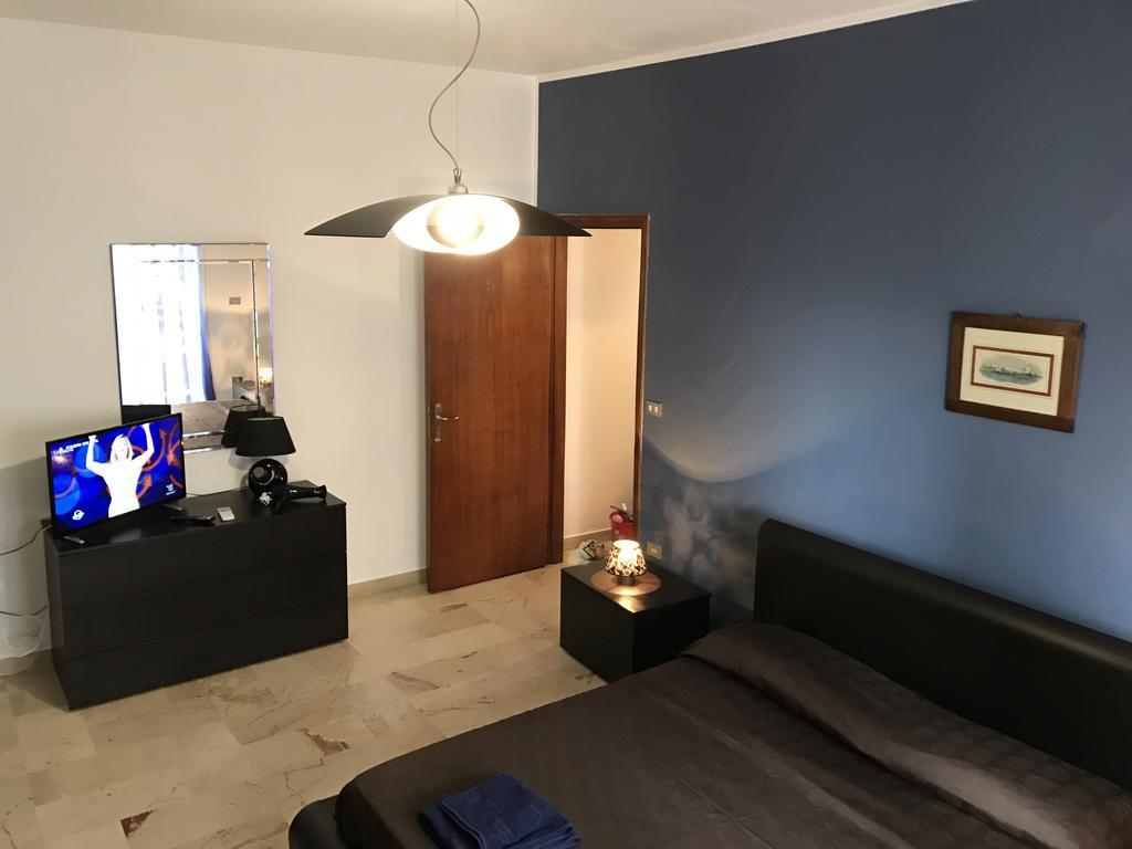 Terrazze Sul Mare Melito Di Porto Salvo Hotel Kültér fotó