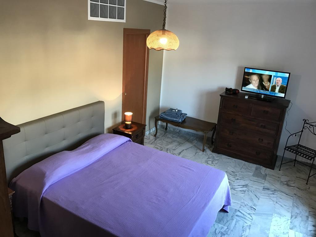 Terrazze Sul Mare Melito Di Porto Salvo Hotel Kültér fotó